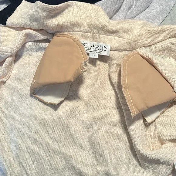 St. John tan and black jacket size 12 - Picture 5 of 5